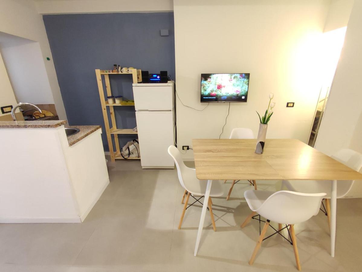 체팔루 Loft Con Cortiletto - 100 Meters From The Beach 아파트 외부 사진